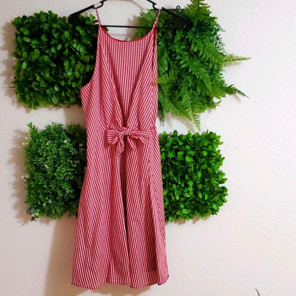 Red white checker print dress perfect for summer